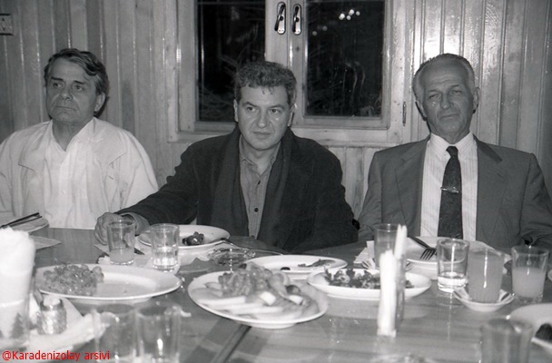 TTSO Meclis Başkanı Ali Osman Ulusoy ve TTSO Başkanı Mazhar Afacan, İzmir SAnayi Odası heyetini Uzungöl'de ağırladı. 6 eylül 1996