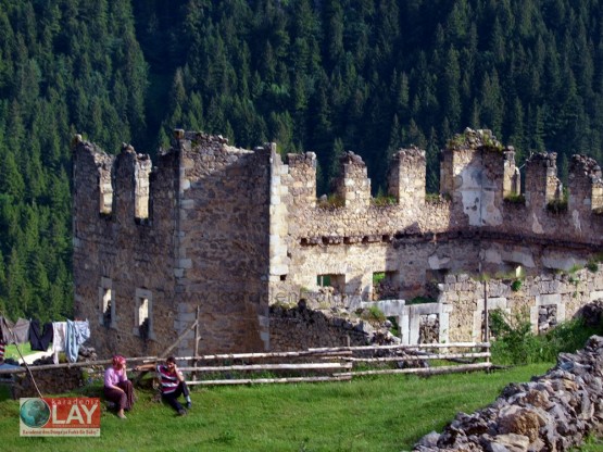 Osmanlı döneminde madenci köyü yerleşmesi olan Santa (Dumanlı Köyü)