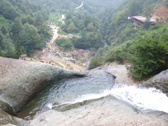 Ağaran Şelalesi- Köprüköy/Çayeli/Rize
