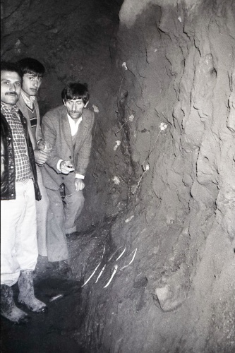 horoz mağarası için de kayalar delindikçe işaretler tek tek çıkıyor diye inanıldı