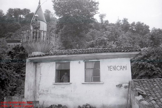 Bakmayın eski gözükmesine adı Yeni cami