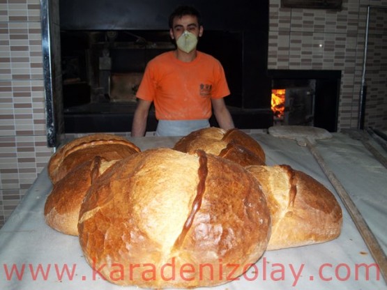 Trabzon ekmeği ve taş fırın