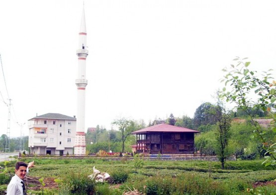 Tarihi ahşap caminin son yeri