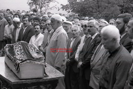 Trabzon eski müftülerinden Rauf Korkmaz ve Koray Aydın bir cenazede