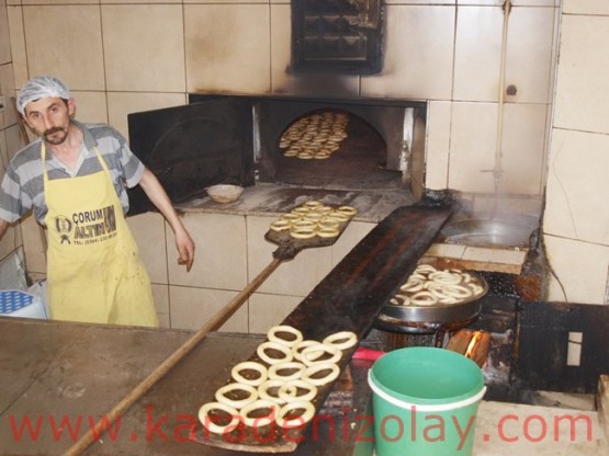 Rize simidi kaynar suda makarna gibi haşlanıyor